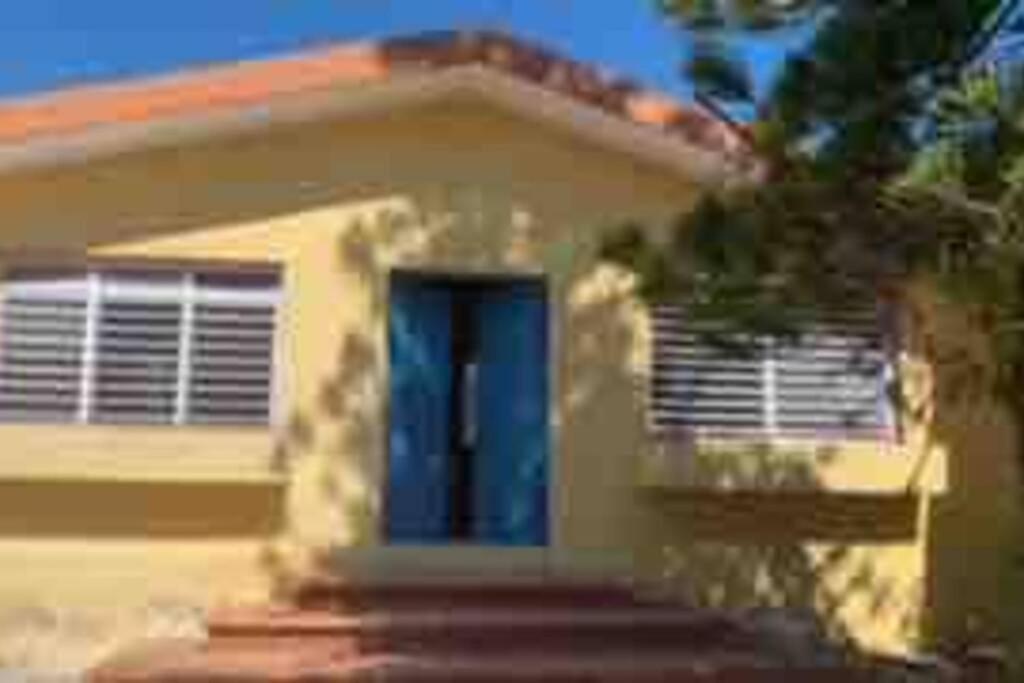 La Casa Amarilla Frente al Mar Chelem Exterior foto